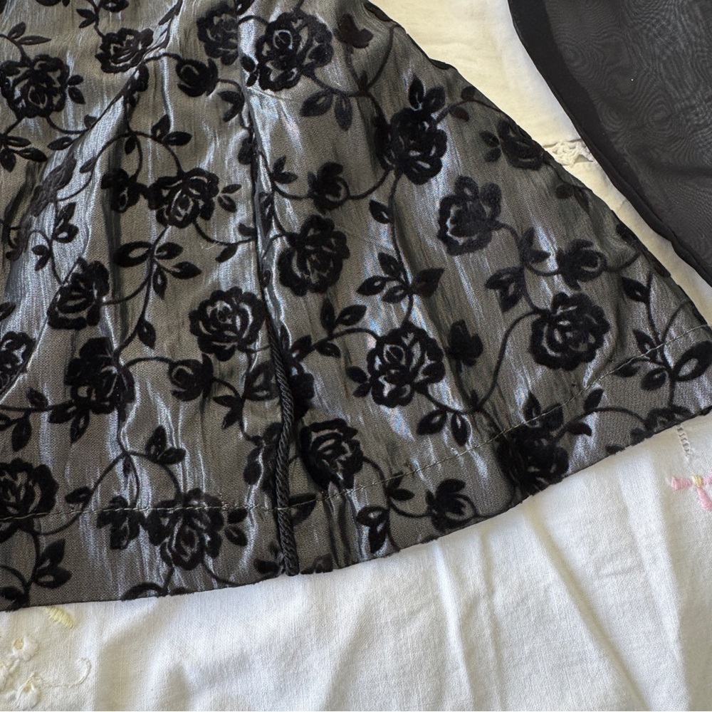 Michel USA Vintage Black Flocked Floral Sheer Sleeve Blouse L - Picture 5 of 10